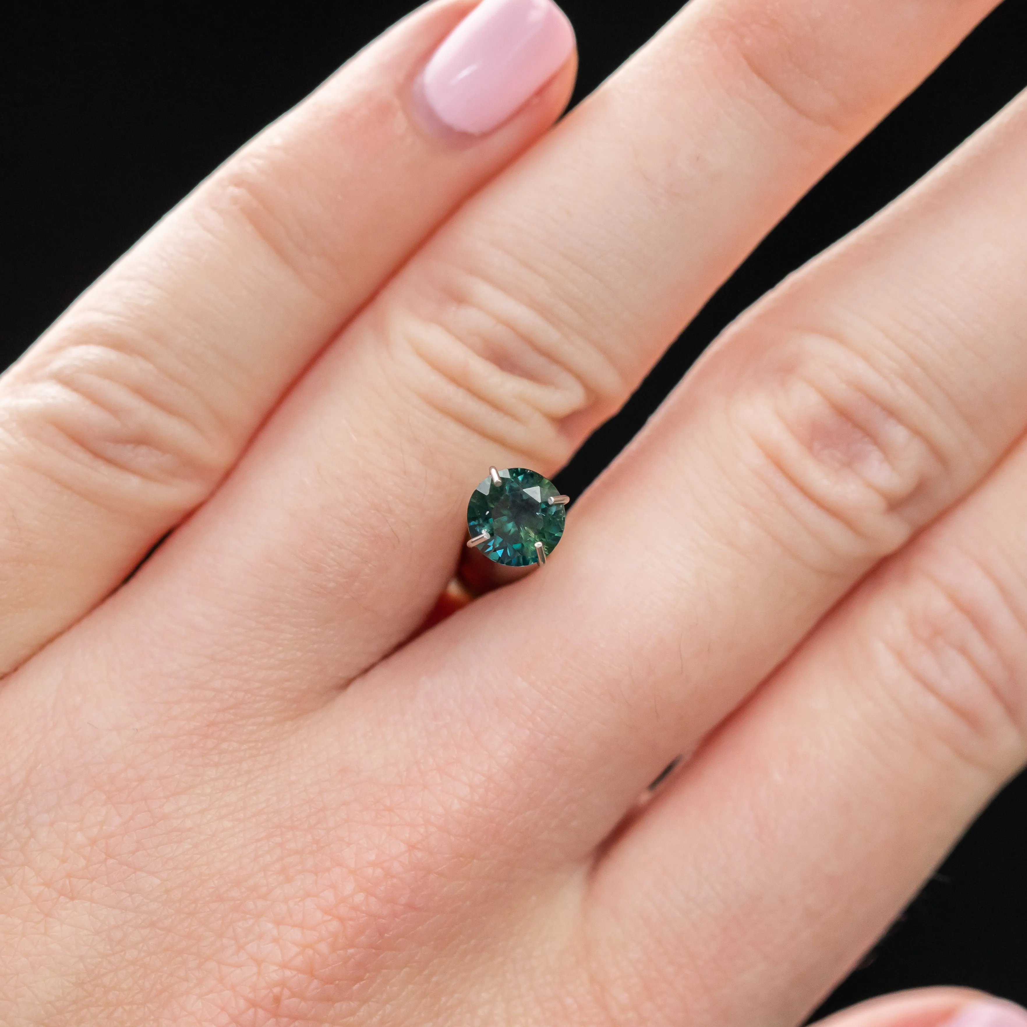 1.00CT ROUND BRILLIANT NIGERIAN SAPPHIRE, DEEP TEAL GREEN, 5.99X3.73MM, UNHEATED