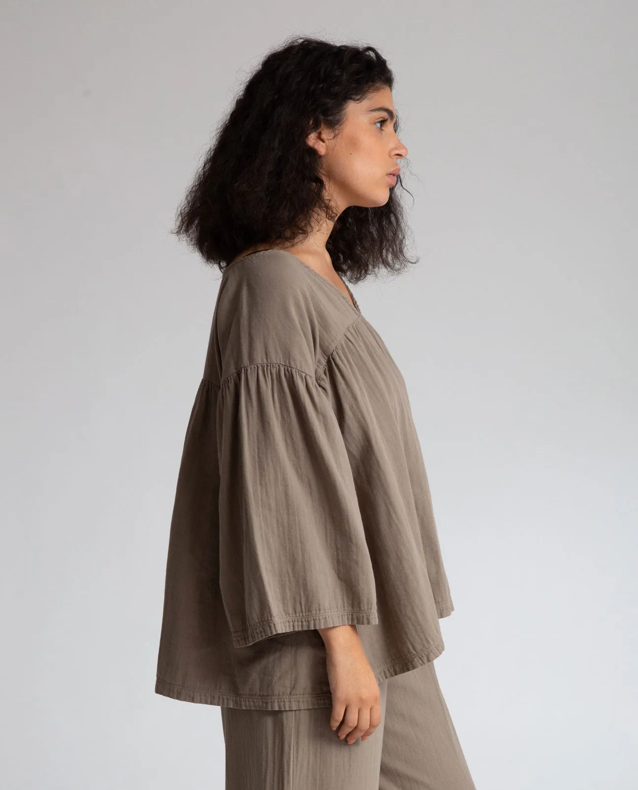 Carlotte Organic Cotton Top In Olive