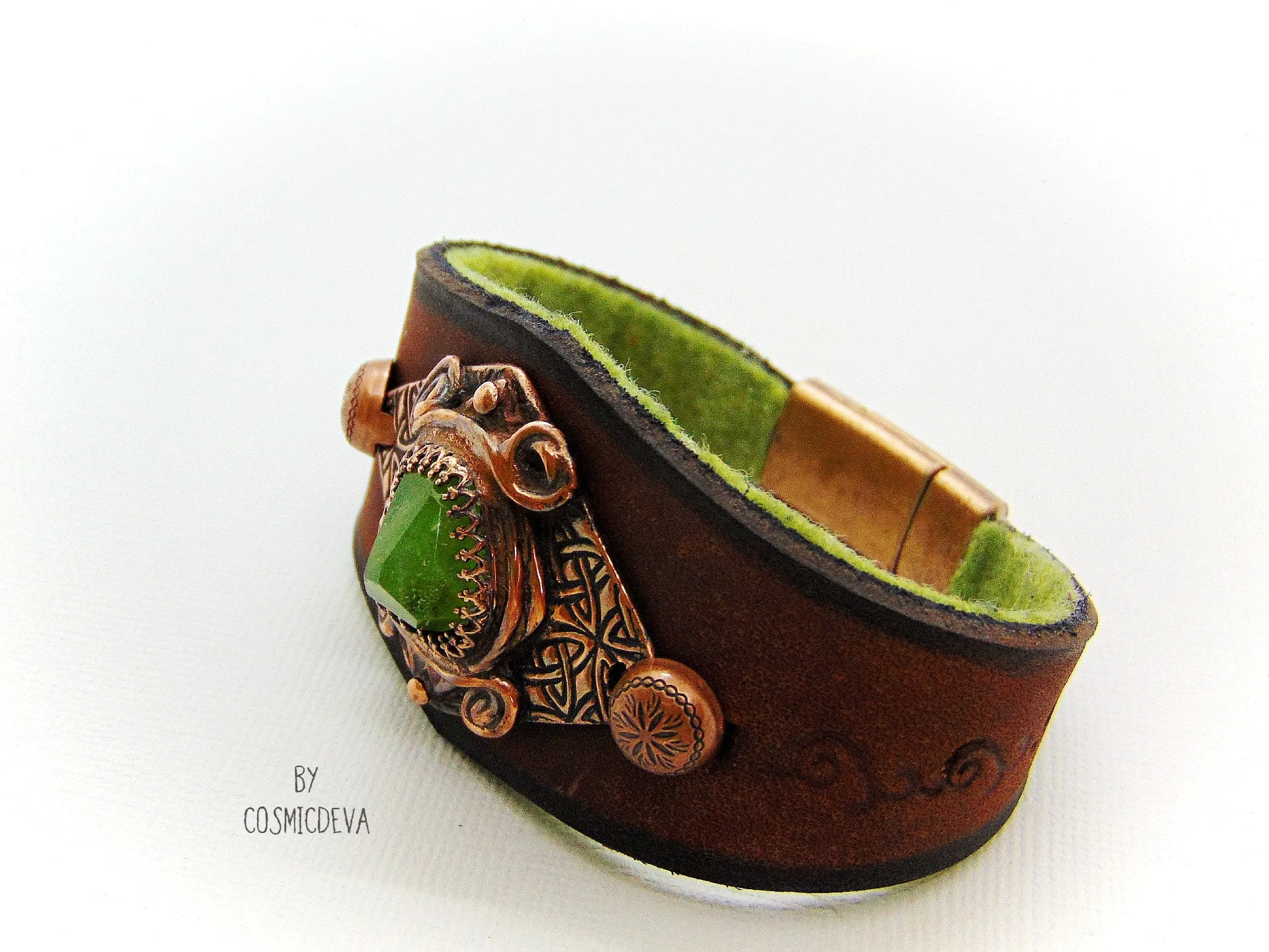 Leather Cuff Bracelet With Raw Green Peridot Gemstone And Copper, Size 7.5