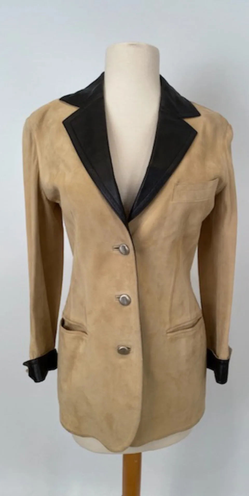 Vintage Chanel 98P 1998 Spring Suede and Lambskin Leather Beige/Dark Brown Trim Jacket FR 36