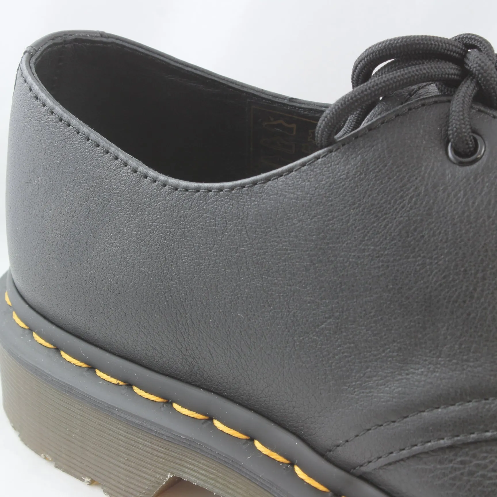 Womens Dr.Martens 3 Eyelet Shoe Black Virginia