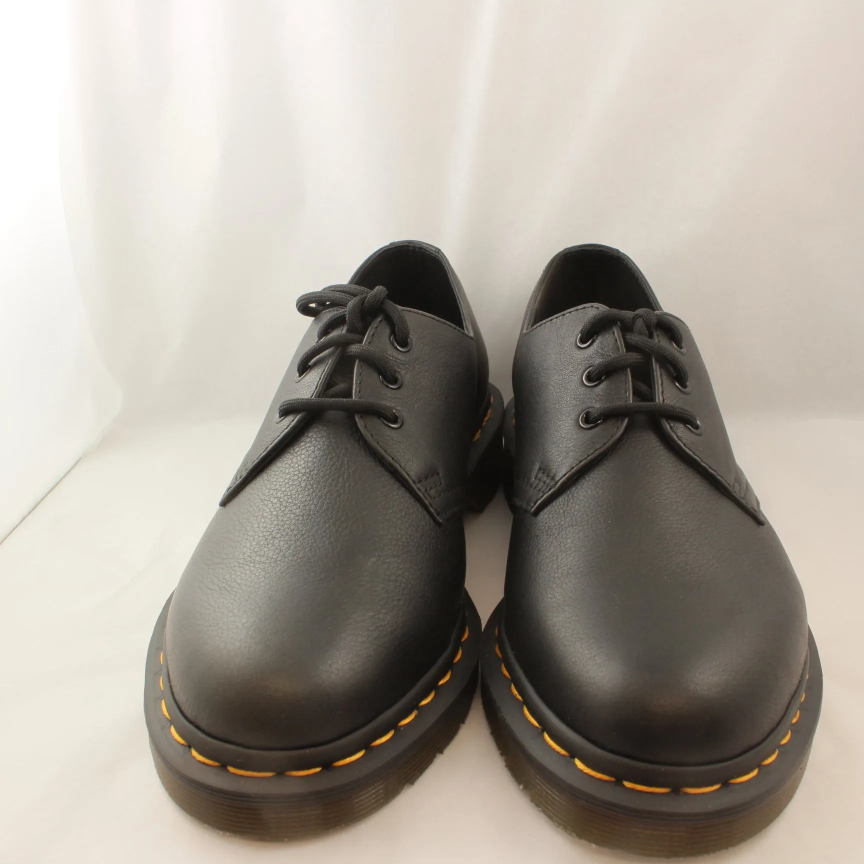 Womens Dr.Martens 3 Eyelet Shoe Black Virginia